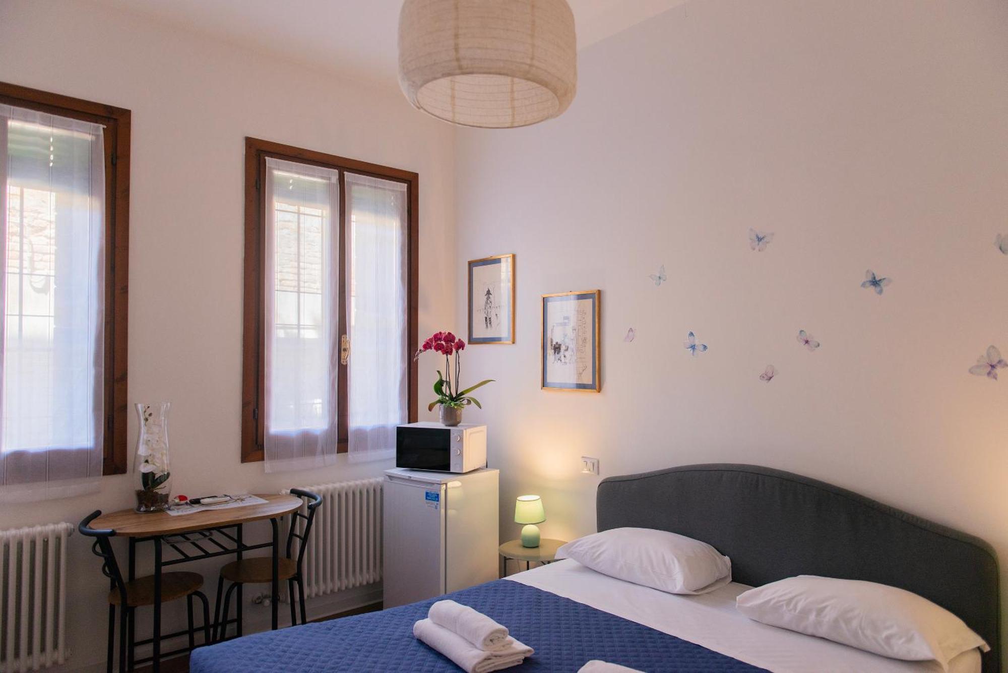 Twin Piccolo Apartment Venesia Bagian luar foto